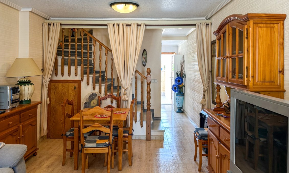 Segunda mano - Adosado -
Orihuela Costa - Costa Blanca