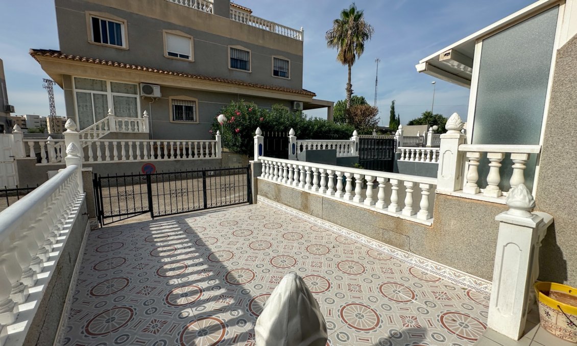 Segunda mano - Adosado -
Orihuela Costa - Costa Blanca