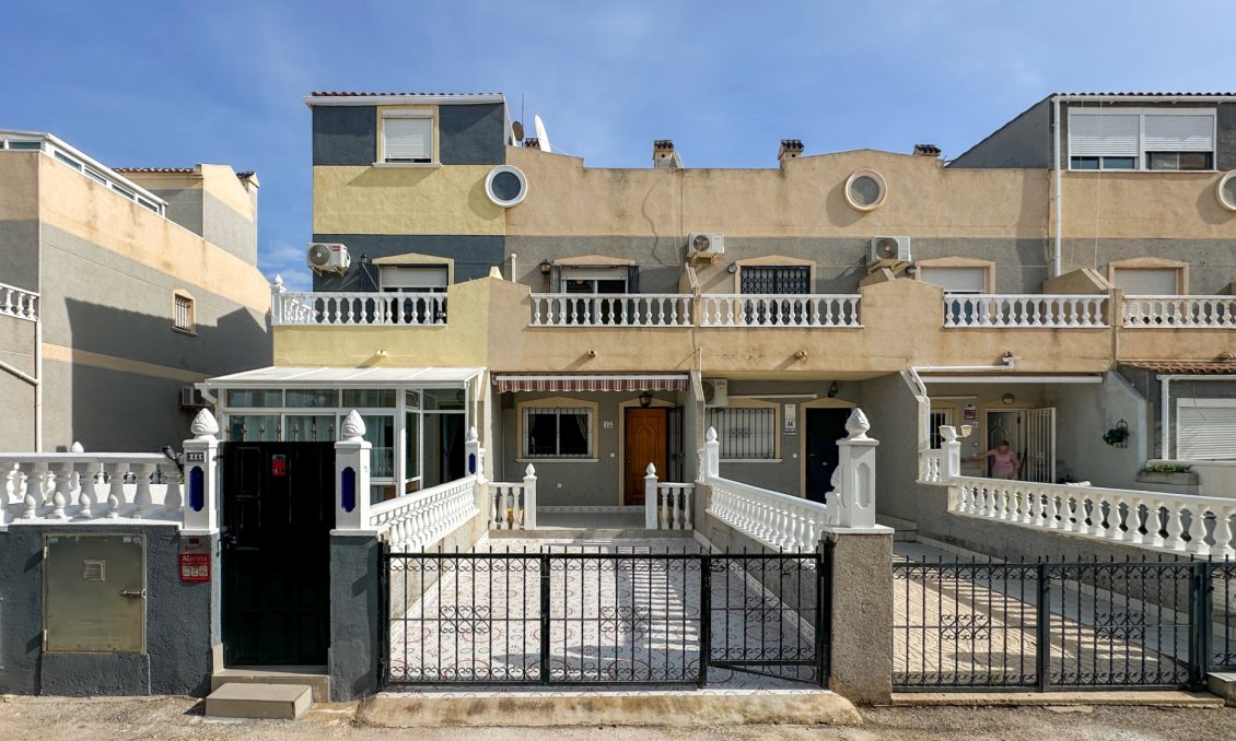 Segunda mano - Adosado -
Orihuela Costa - Costa Blanca