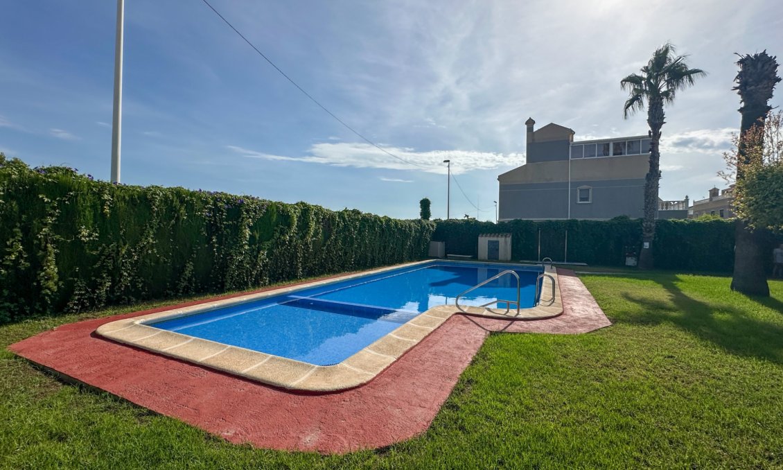 Segunda mano - Adosado -
Orihuela Costa - Costa Blanca