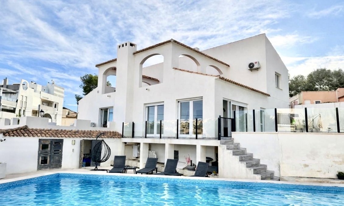 Segunda mano - Villa -
Villamartin - Costa Blanca