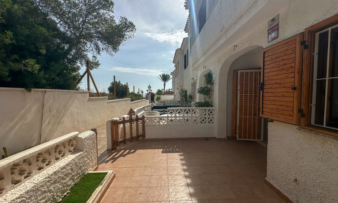 Segunda mano - Adosado -
Playa Flamenca - Costa Blanca