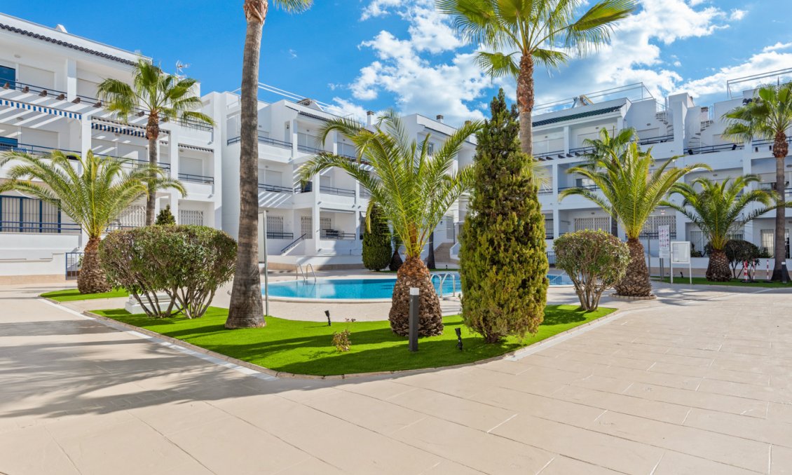 Resale - Apartment -
Torrevieja - Costa Blanca