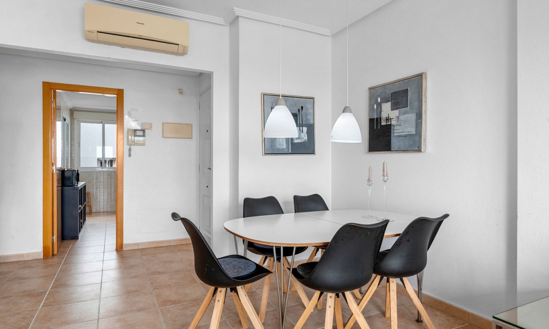 Resale - Apartment -
Torrevieja - Costa Blanca