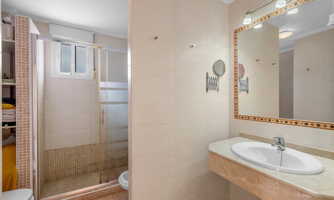 Resale - Apartment -
Torrevieja - Costa Blanca