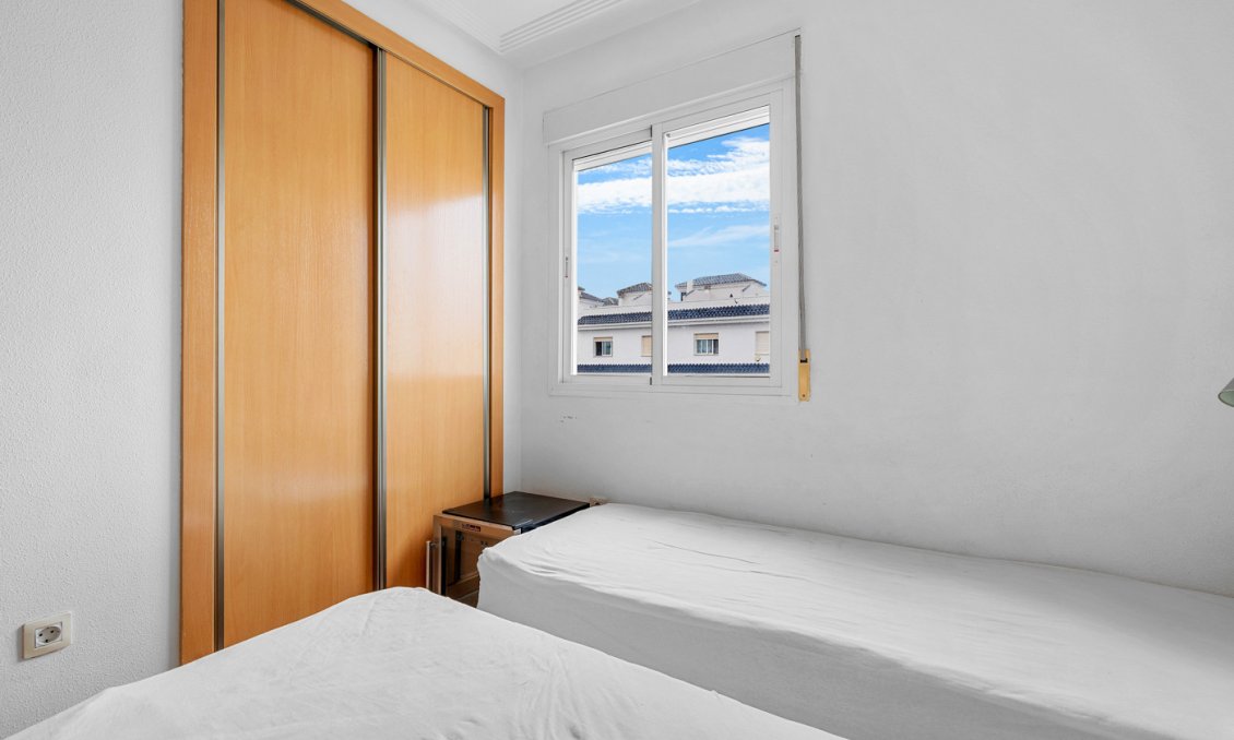 Resale - Apartment -
Torrevieja - Costa Blanca
