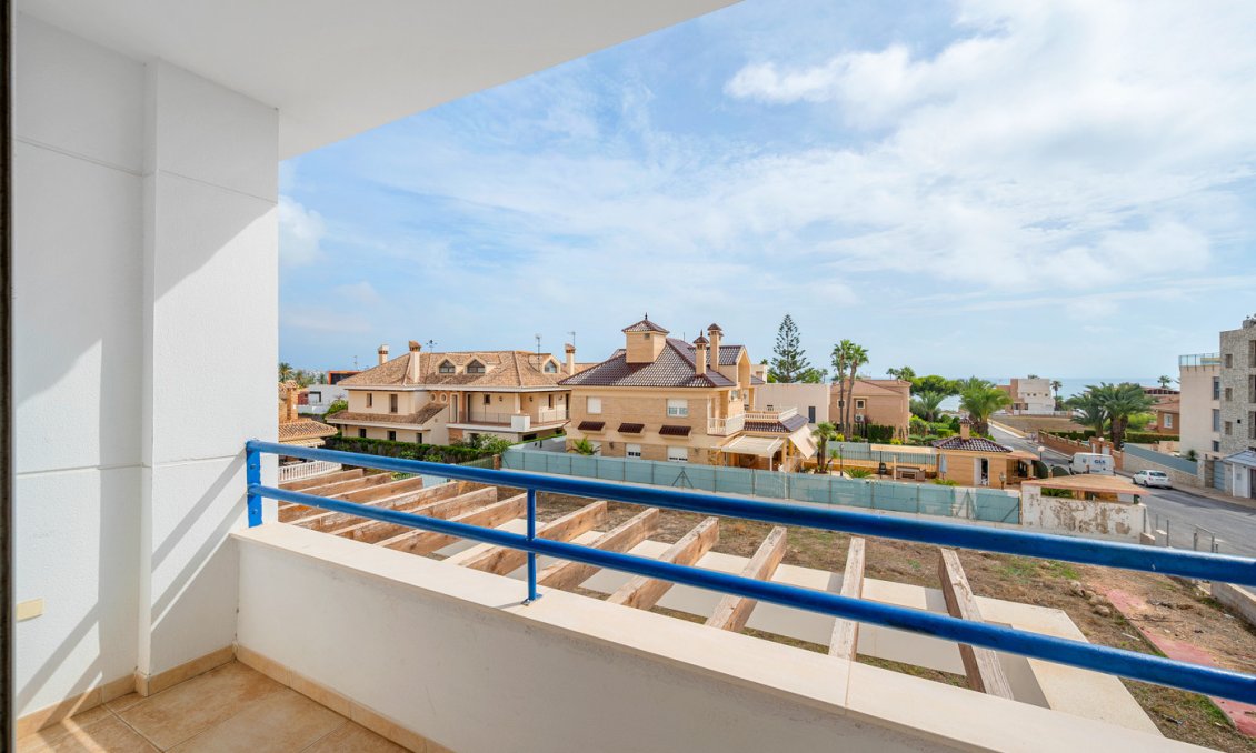 Resale - Apartment -
Torrevieja - Costa Blanca