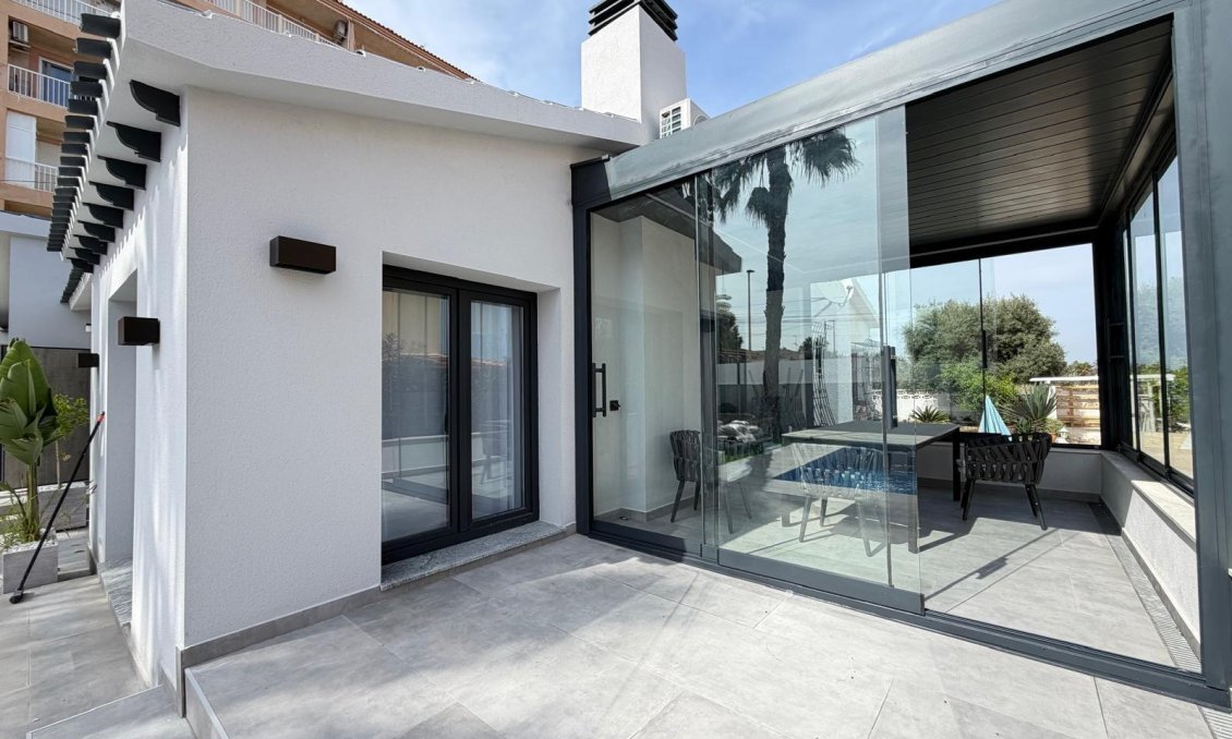 Segunda mano - Villa -
Torrevieja - Punta Prima