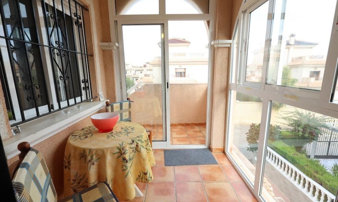 Segunda mano - Bungalow -
Orihuela Costa - Costa Blanca