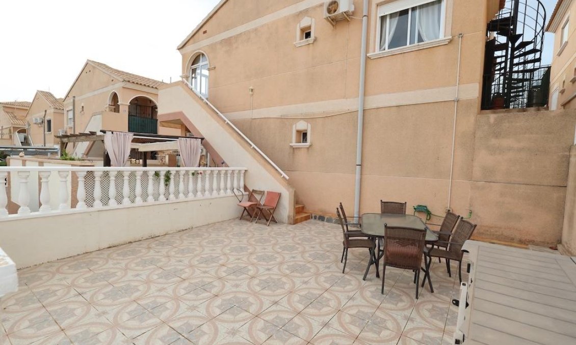 Segunda mano - Bungalow -
Orihuela Costa - Costa Blanca