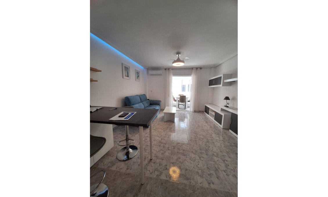 Segunda mano - Apartamento -
Torrevieja - Nueva Torrevieja