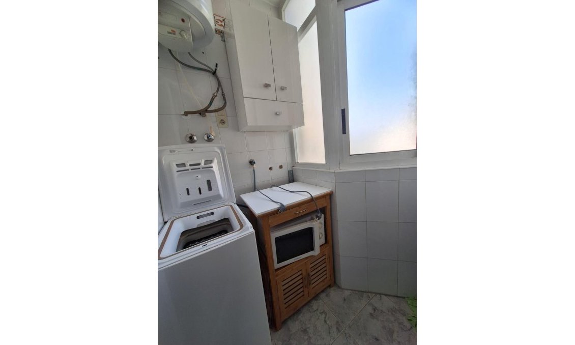 Segunda mano - Apartamento -
Torrevieja - Nueva Torrevieja