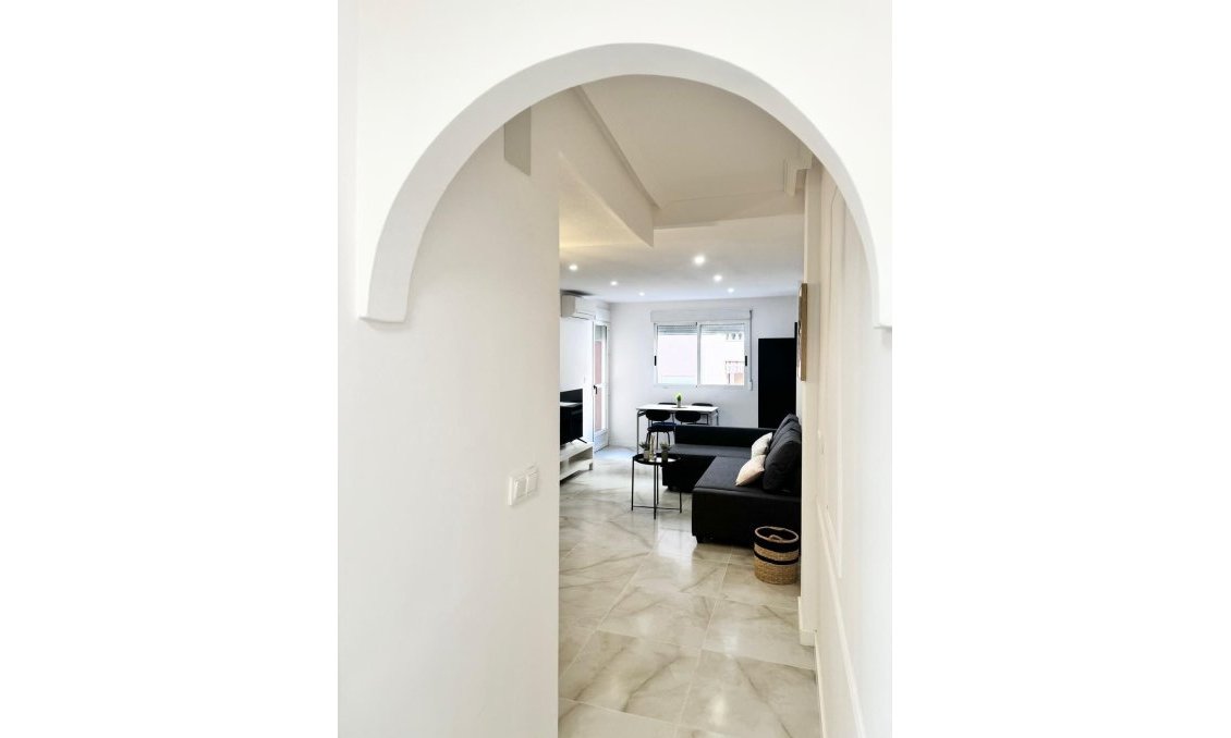 Revente - Appartement -
Torrevieja - Centro
