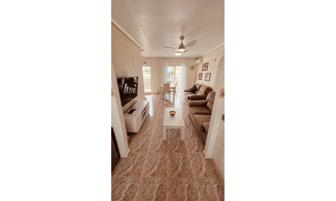 Revânzare - Apartament -
Villamartin - Costa Blanca
