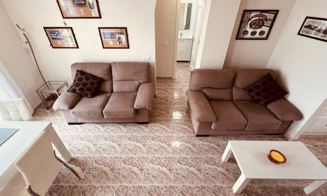 Revânzare - Apartament -
Villamartin - Costa Blanca