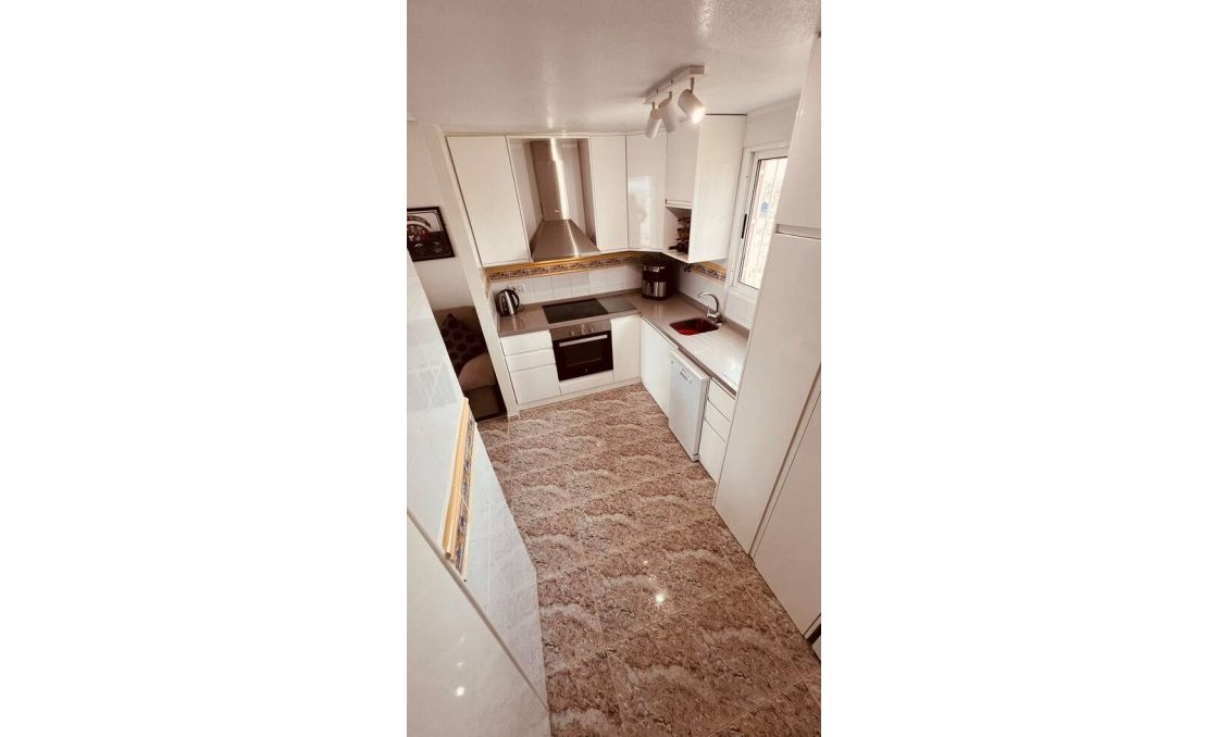 Revânzare - Apartament -
Villamartin - Costa Blanca