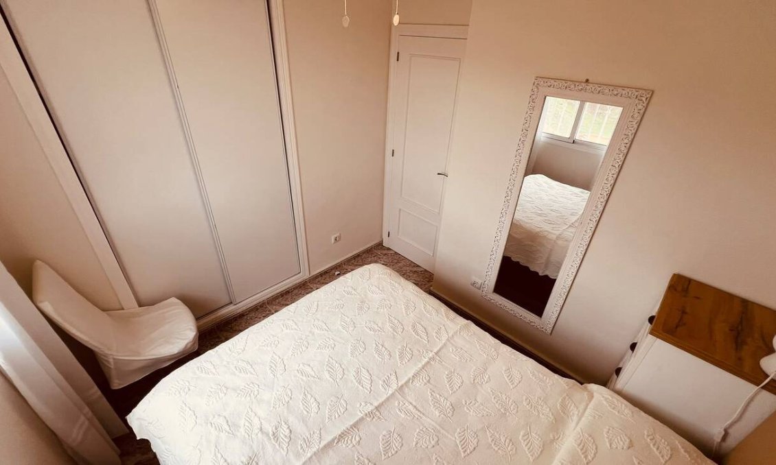 Revânzare - Apartament -
Villamartin - Costa Blanca