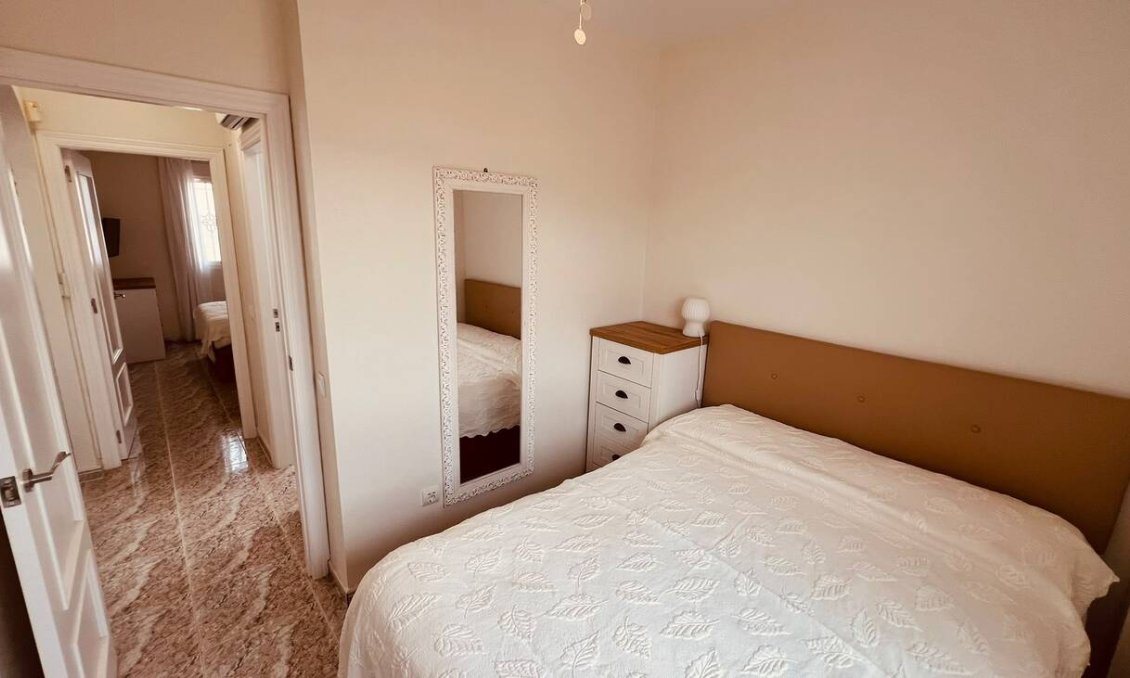 Revânzare - Apartament -
Villamartin - Costa Blanca