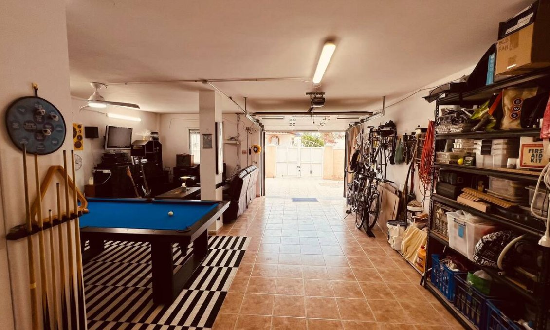 Revânzare - Vilă -
Villamartin - Costa Blanca