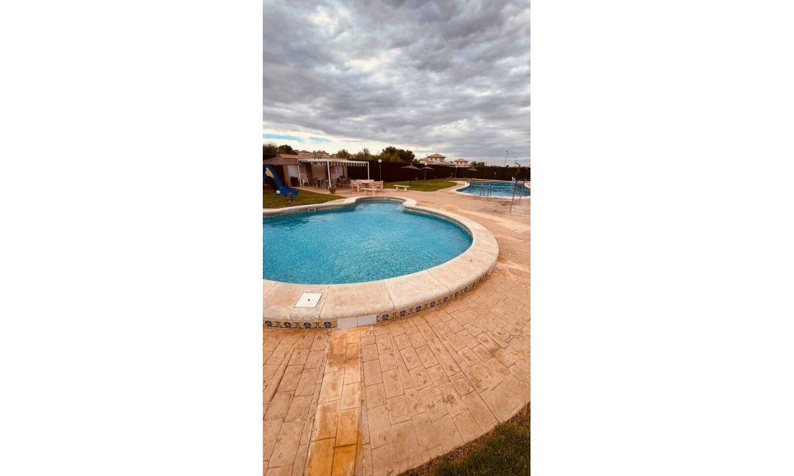 Revânzare - Vilă -
Villamartin - Costa Blanca
