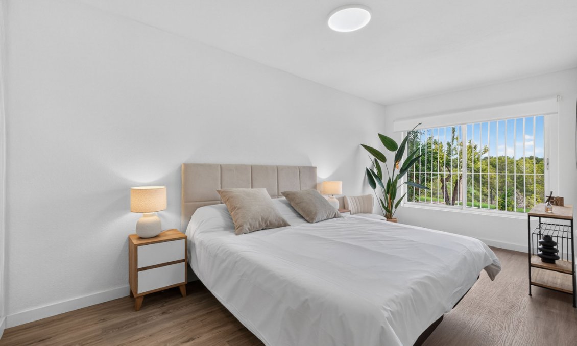 Revânzare - Bungalou -
Villamartin - Costa Blanca