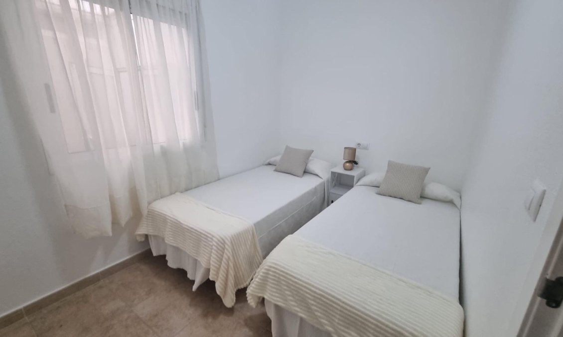 Revente - Bungalow -
Torrevieja - Torreblanca