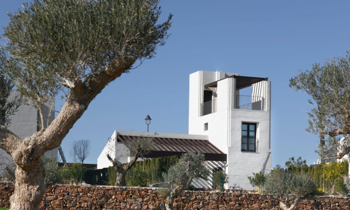 Neue Gebäude - Villa -
Sucina - Peraleja Golf