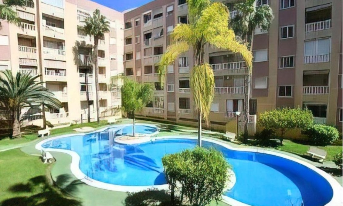 Wiederverkauf - Penthouse -
Torrevieja - PARQUE DE LAS NACIONES