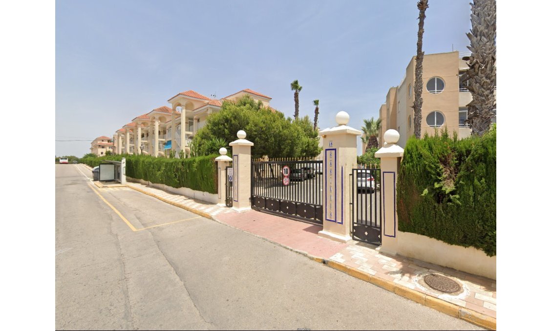 Segunda mano - Adosado -
Torrevieja - Costa Blanca