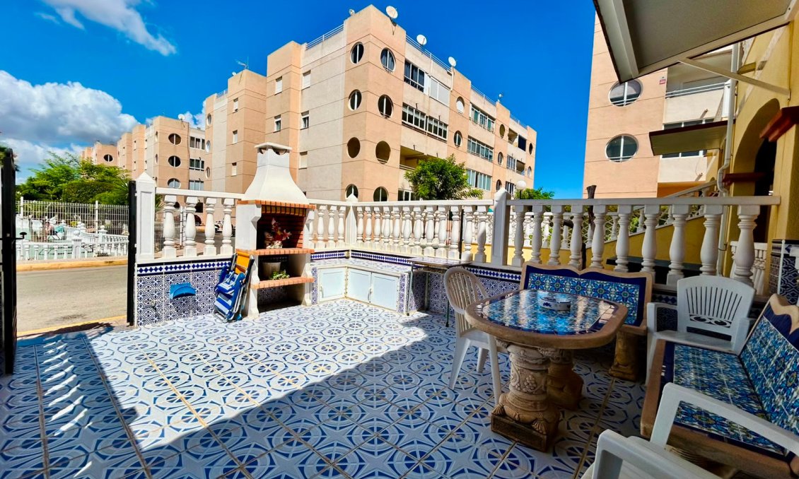 Segunda mano - Adosado -
Torrevieja - Costa Blanca