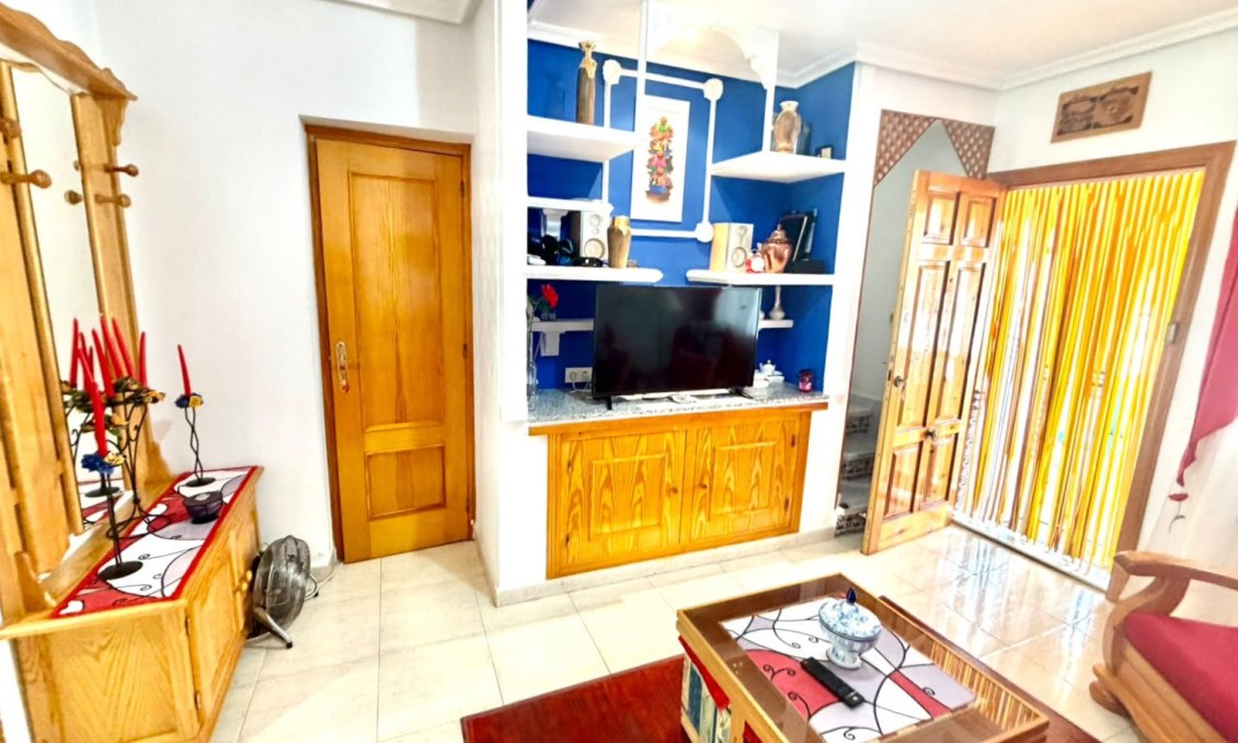 Segunda mano - Adosado -
Torrevieja - Costa Blanca