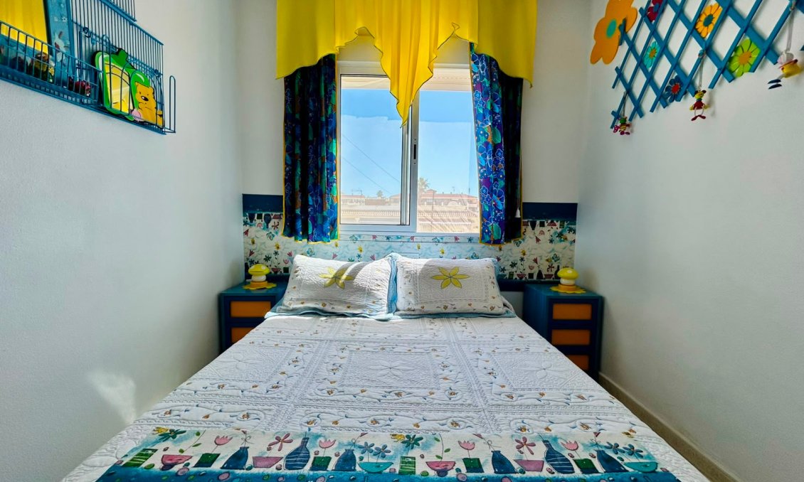 Segunda mano - Adosado -
Torrevieja - Costa Blanca