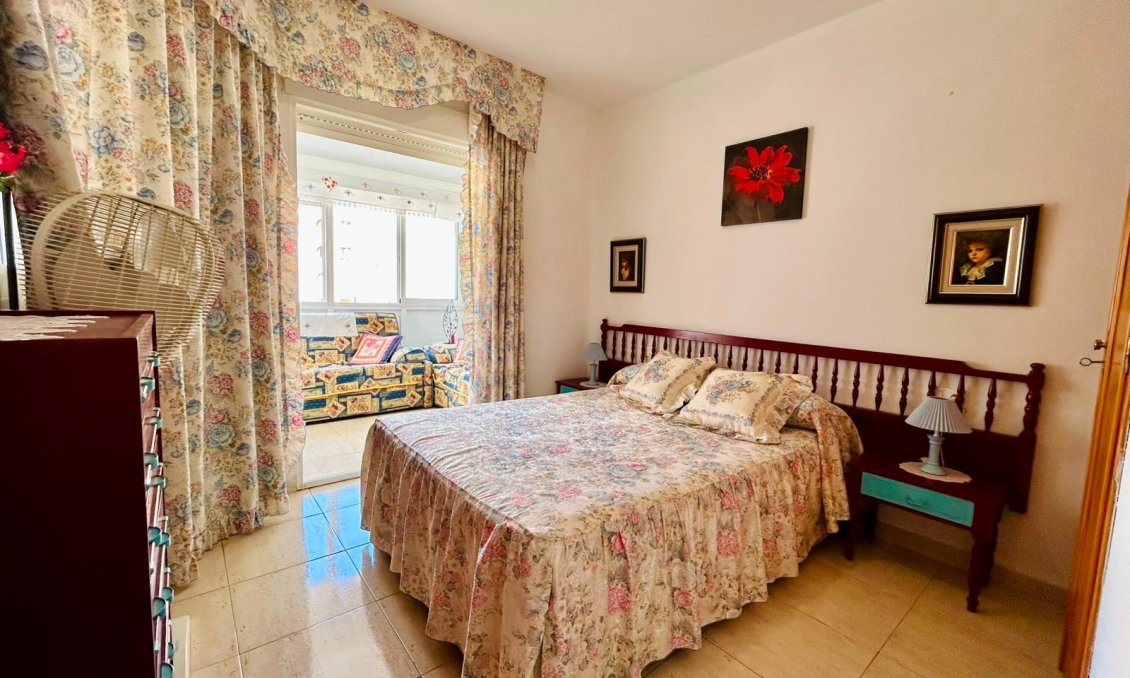Segunda mano - Adosado -
Torrevieja - Costa Blanca