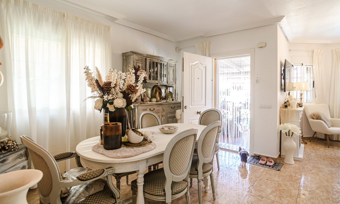 Wiederverkauf - Villa -
Guardamar del Segura - Costa Blanca