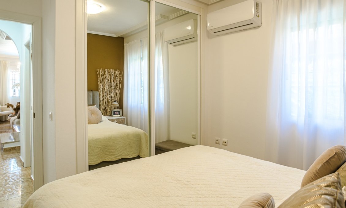 Wiederverkauf - Villa -
Guardamar del Segura - Costa Blanca