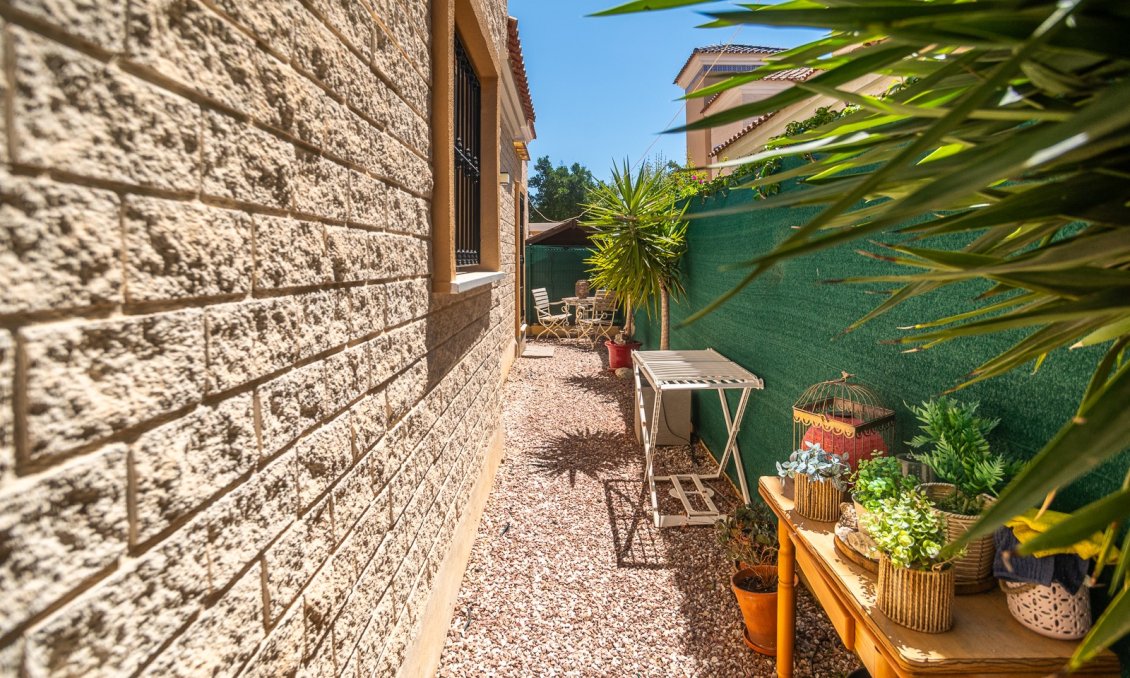 Wiederverkauf - Villa -
Guardamar del Segura - Costa Blanca