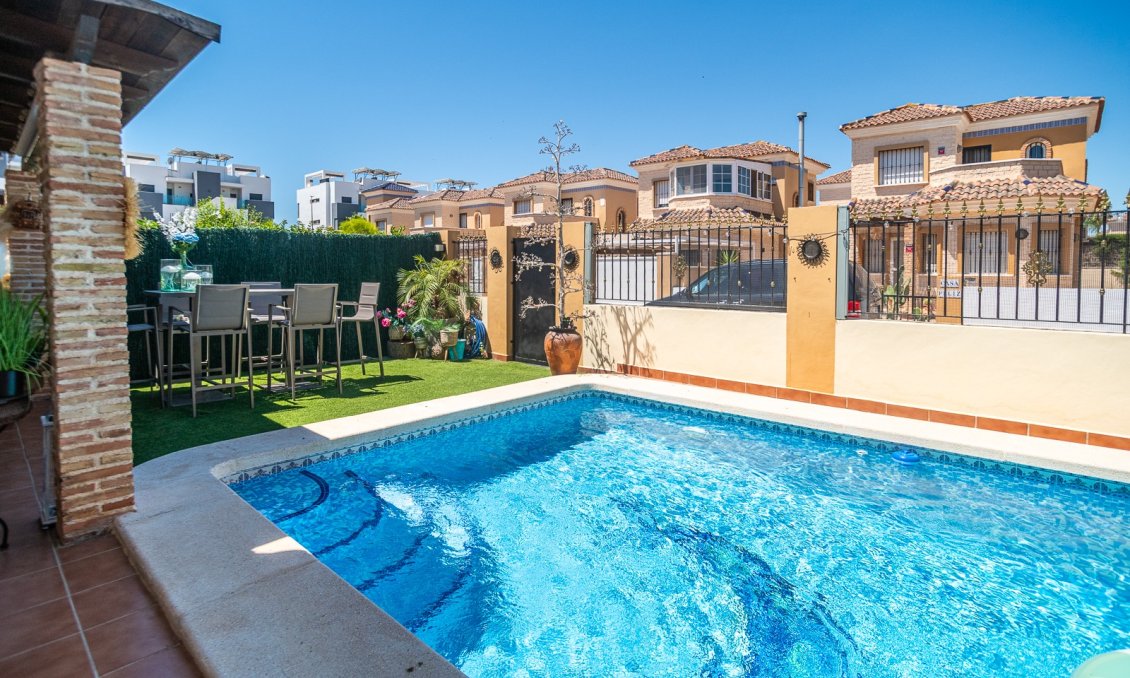 Wiederverkauf - Villa -
Guardamar del Segura - Costa Blanca