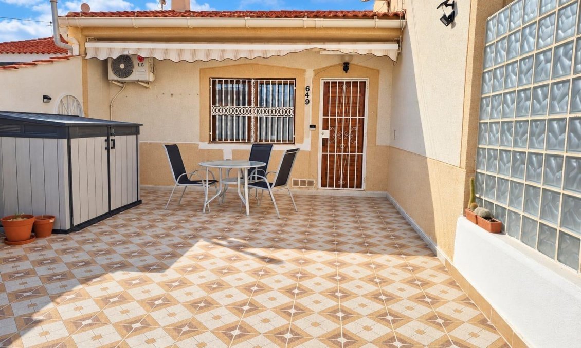 Revânzare - Bungalou -
Torrevieja - Torretas