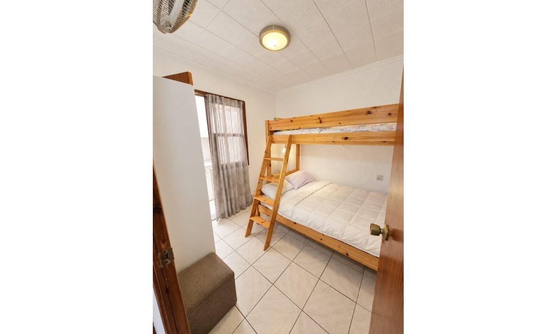 Revânzare - Bungalou -
Torrevieja - Torretas