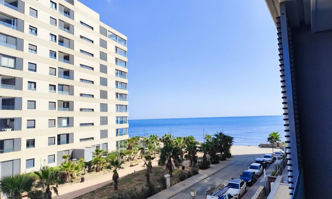 Wiederverkauf - Wohnung -
Orihuela Costa - Punta Prima