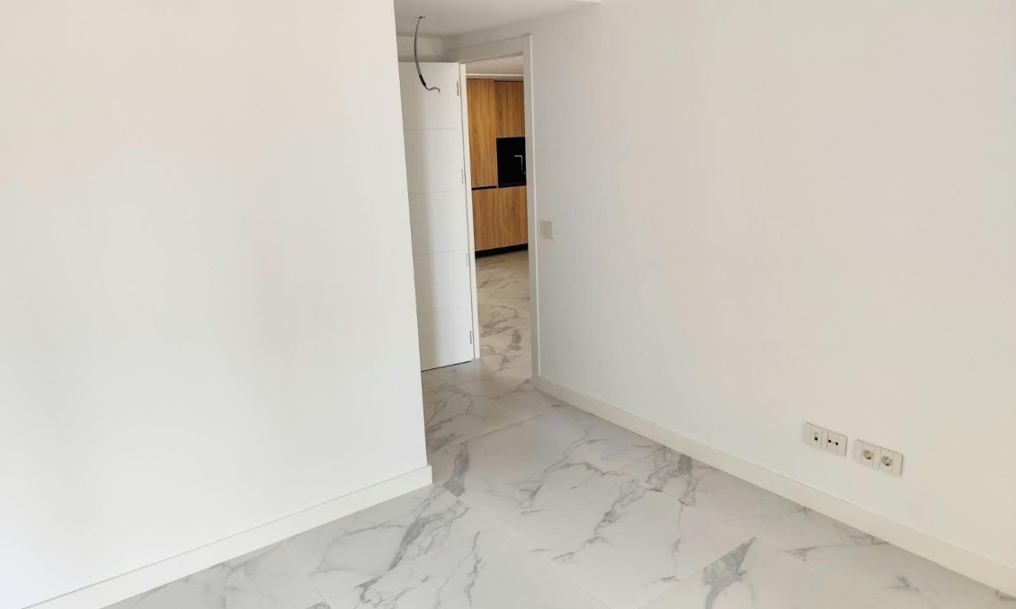 Wiederverkauf - Wohnung -
Orihuela Costa - Punta Prima