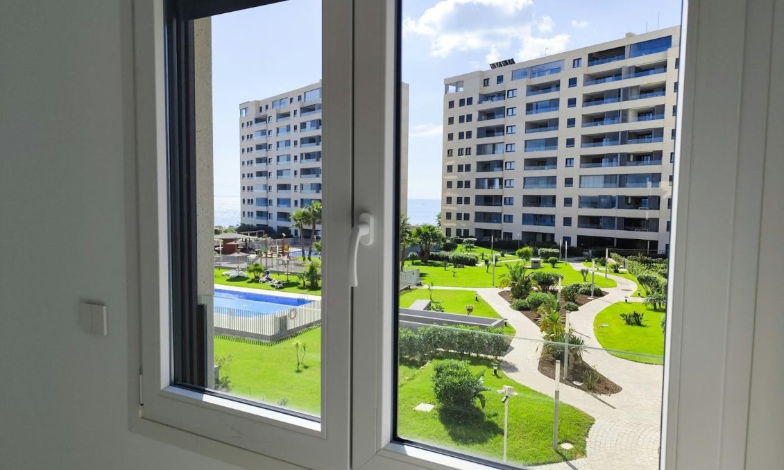 Wiederverkauf - Wohnung -
Orihuela Costa - Punta Prima