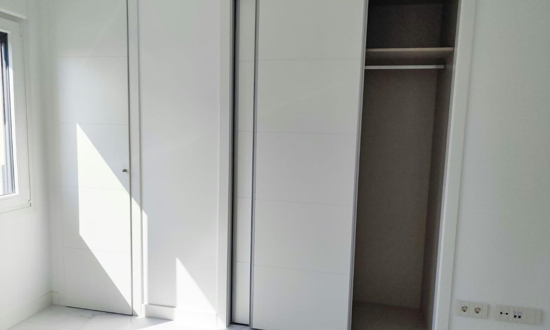 Wiederverkauf - Wohnung -
Orihuela Costa - Punta Prima