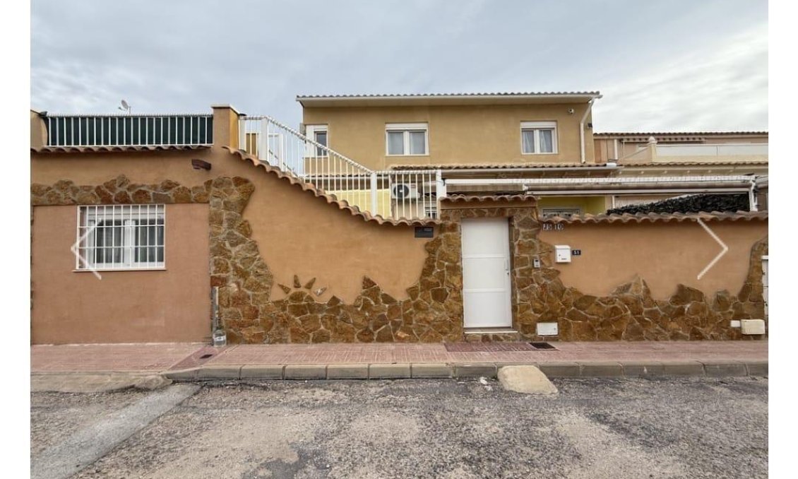 Wiederverkauf - Stadthaus -
Orihuela Costa - La Florida