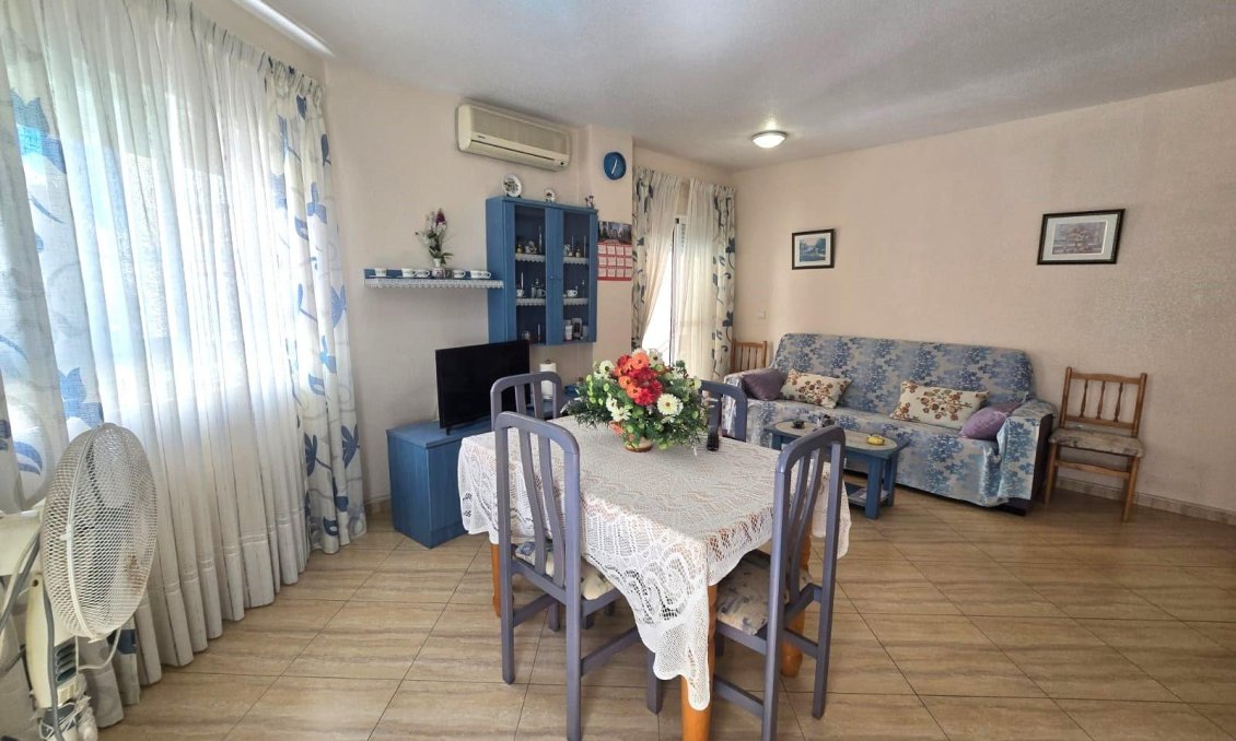 Wiederverkauf - Wohnung -
Torrevieja - Playa del Cura