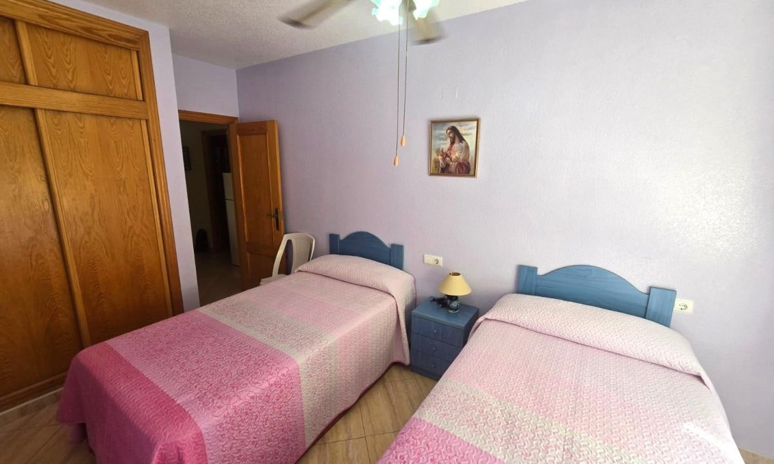 Wiederverkauf - Wohnung -
Torrevieja - Playa del Cura
