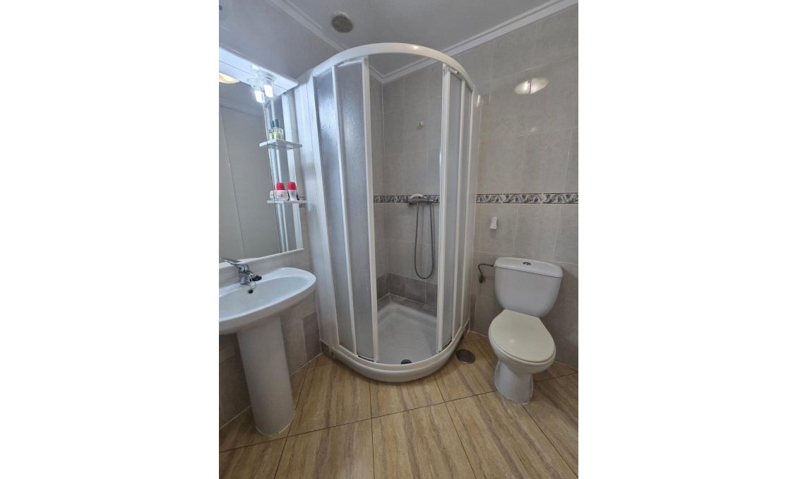 Wiederverkauf - Wohnung -
Torrevieja - Playa del Cura