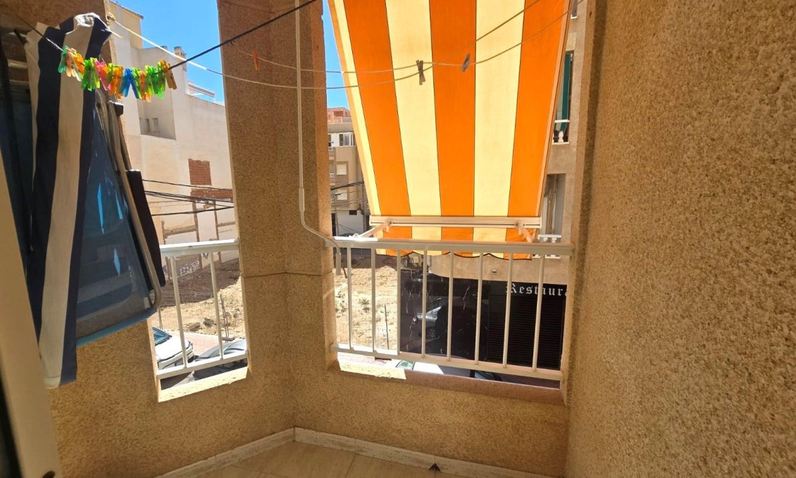 Wiederverkauf - Wohnung -
Torrevieja - Playa del Cura