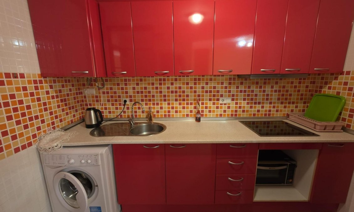 Revânzare - Apartament -
Torrevieja - Estacion De Autobuses