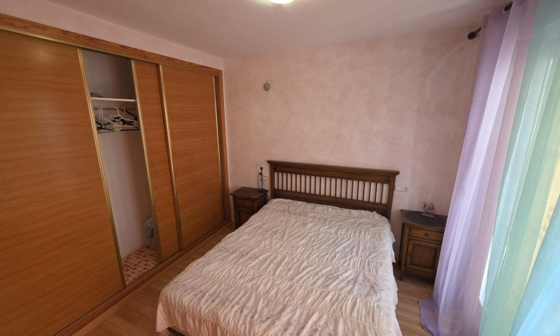 Revânzare - Apartament -
Torrevieja - Estacion De Autobuses